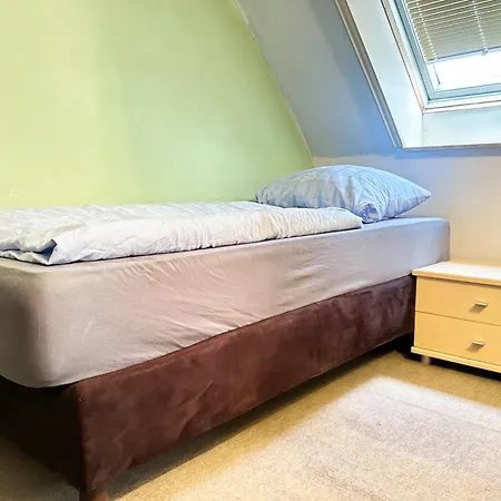 Groot - 10 Personen - 4 Slaapkamers - Perfect Voor Teams & Monteurs - *
